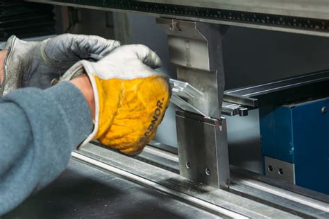 custom metal fabrication south dakota|dakotaland manufacturing sioux falls.